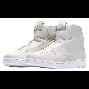 Nike Ivory/off White Aj1 Sage Sneakers